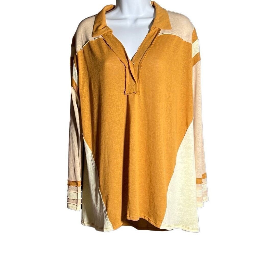 Easel Long Sleeve Button V-Neck Top Size M
